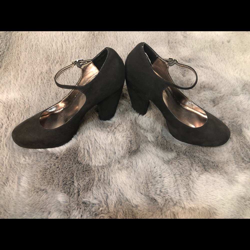Mossimo Black Suede Chunky Heels 7 - Picture 3 of 5